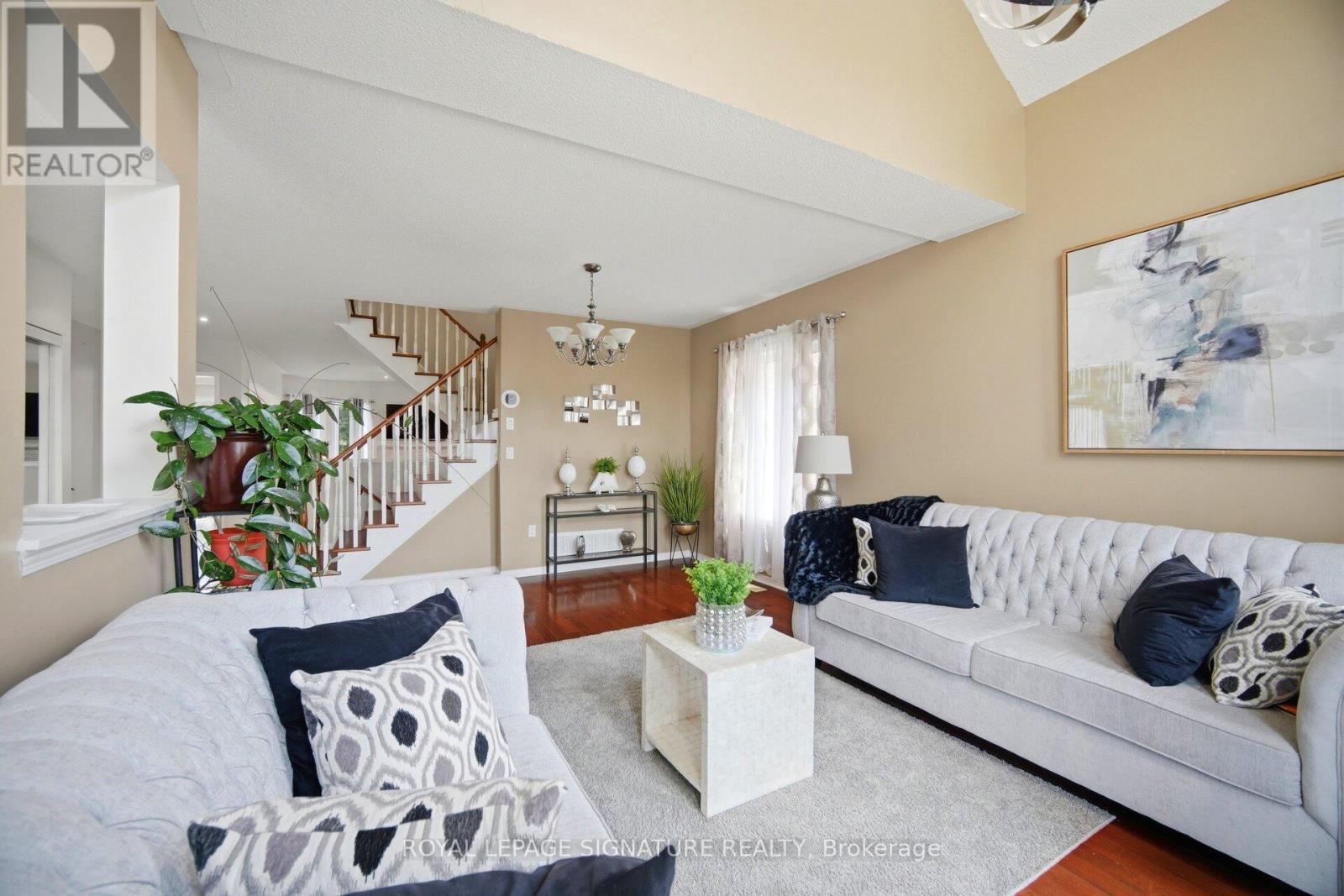 34 Nina Place N, Brampton, Ontario  L7A 2E1 - Photo 10 - W13621634