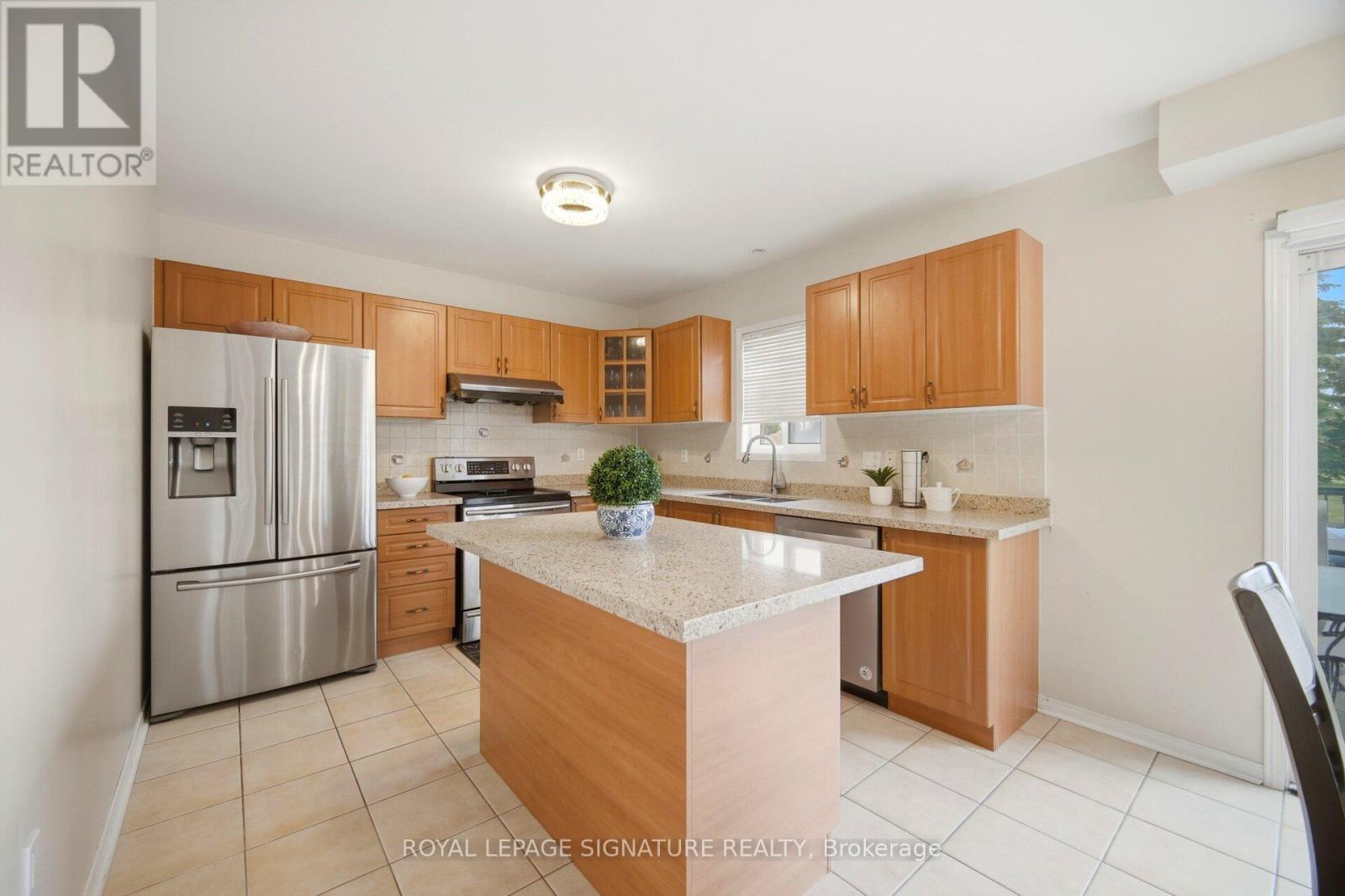 34 Nina Place N, Brampton, Ontario  L7A 2E1 - Photo 17 - W13621634
