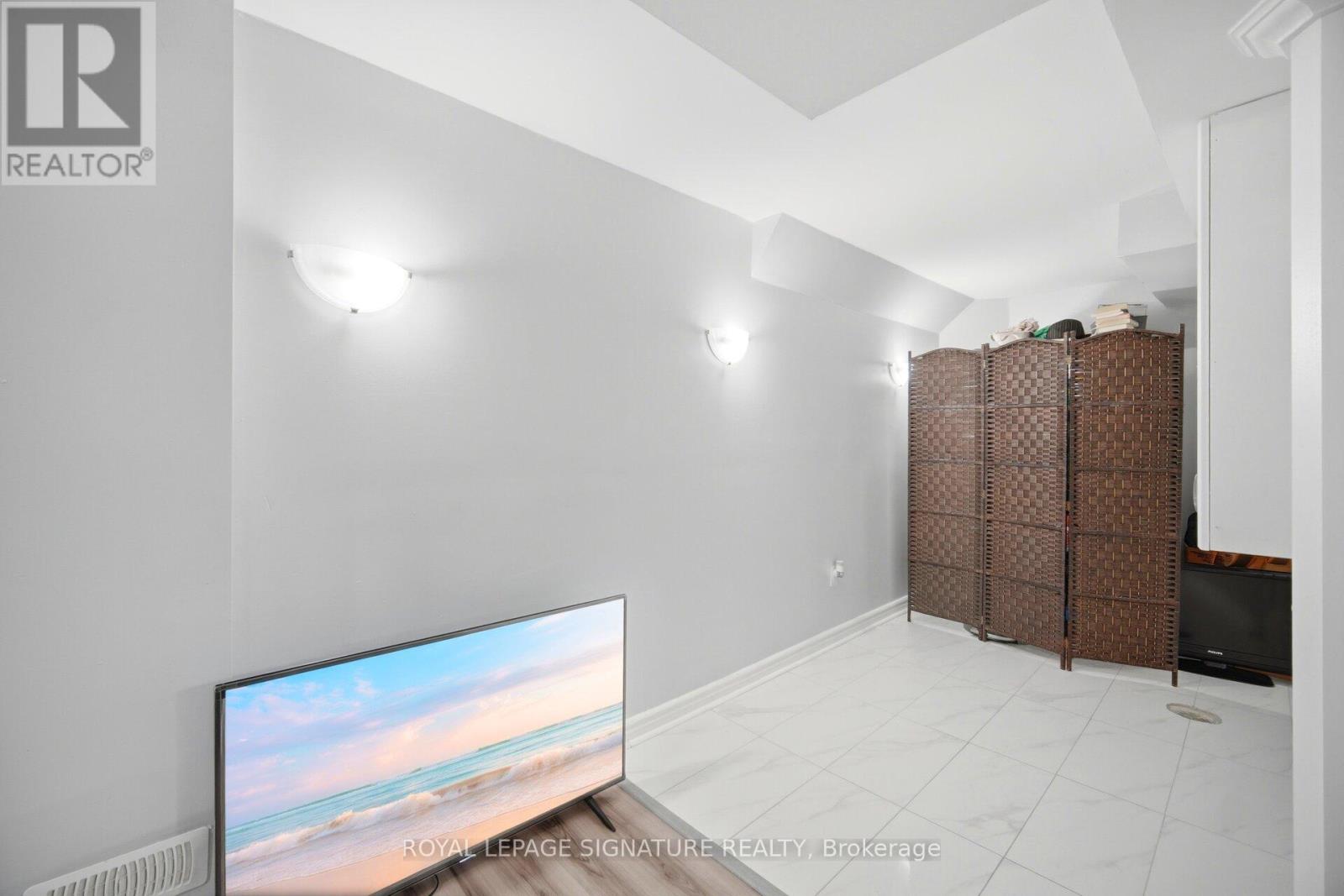 34 Nina Place N, Brampton, Ontario  L7A 2E1 - Photo 41 - W13621634