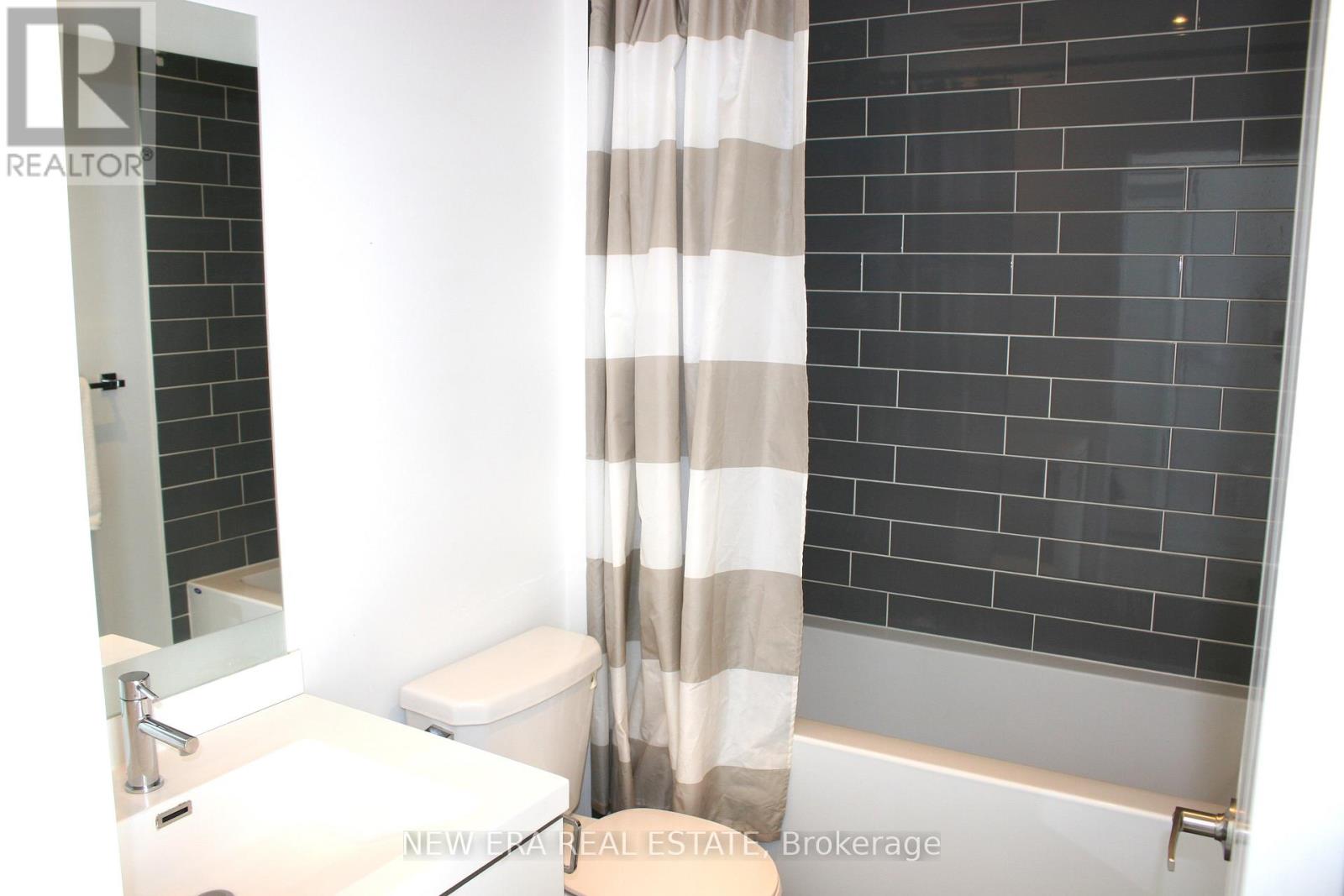 512 - 55 Speers Road, Oakville, Ontario  L6K 0H9 - Photo 14 - W13621688