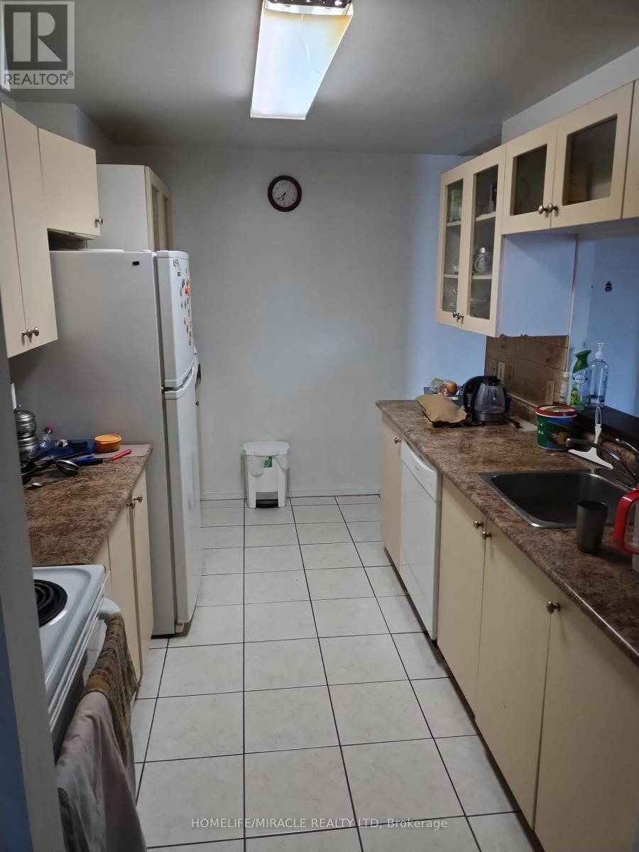 2217 - 35 Trailwood Drive, Mississauga, Ontario  L4Z 3L6 - Photo 16 - W13617122