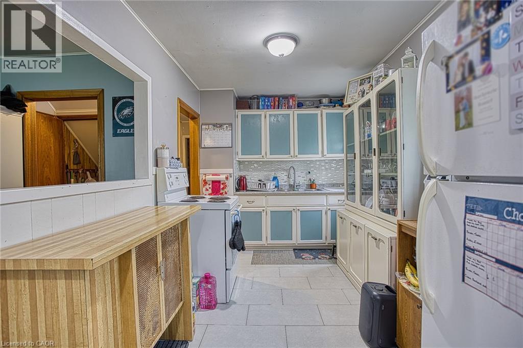 139 Glassco Avenue N, Hamilton, Ontario  L8H 6A1 - Photo 4 - 40852082