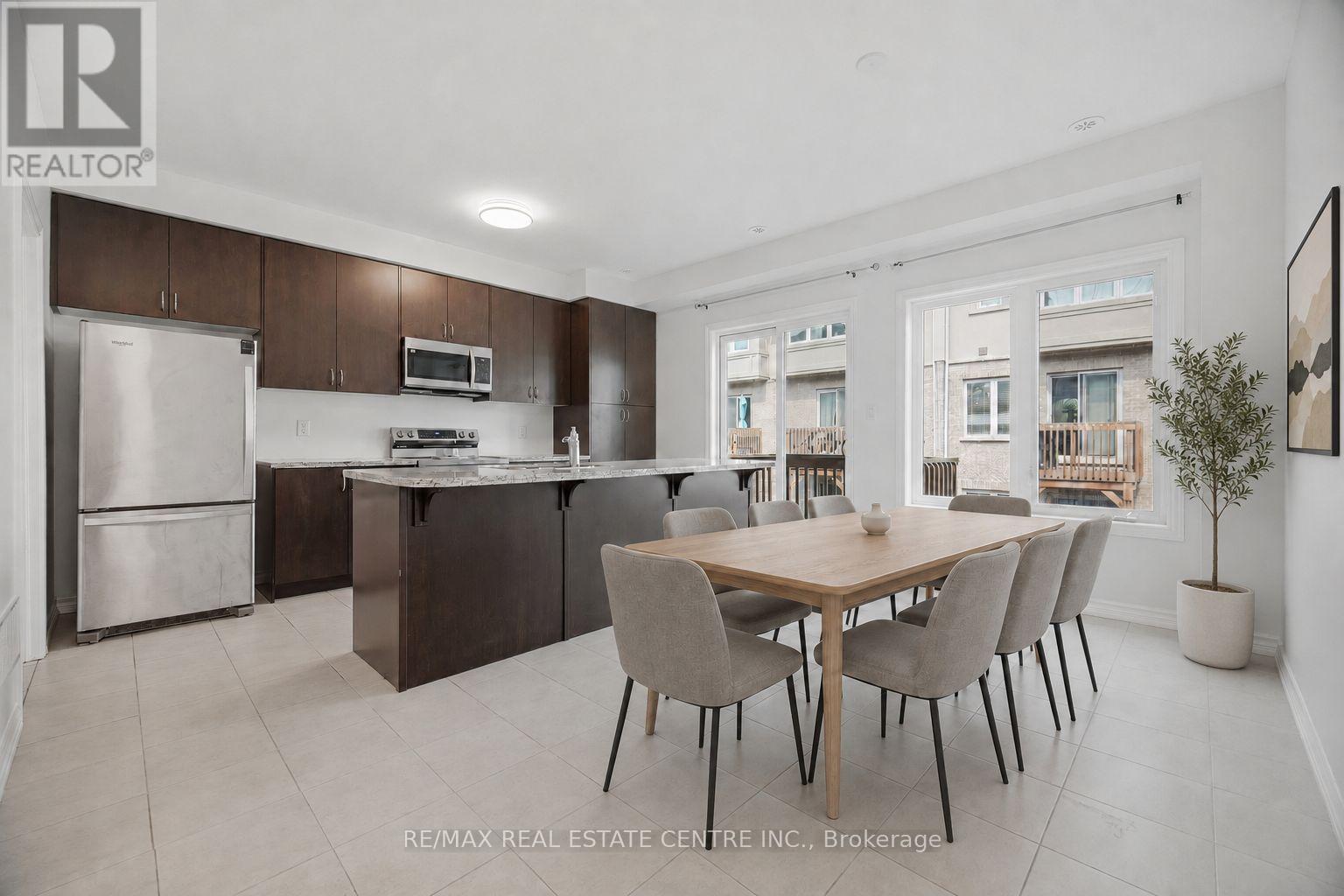 137 Borers Creek Circle, Hamilton, Ontario  L8B 1W3 - Photo 7 - X13621544