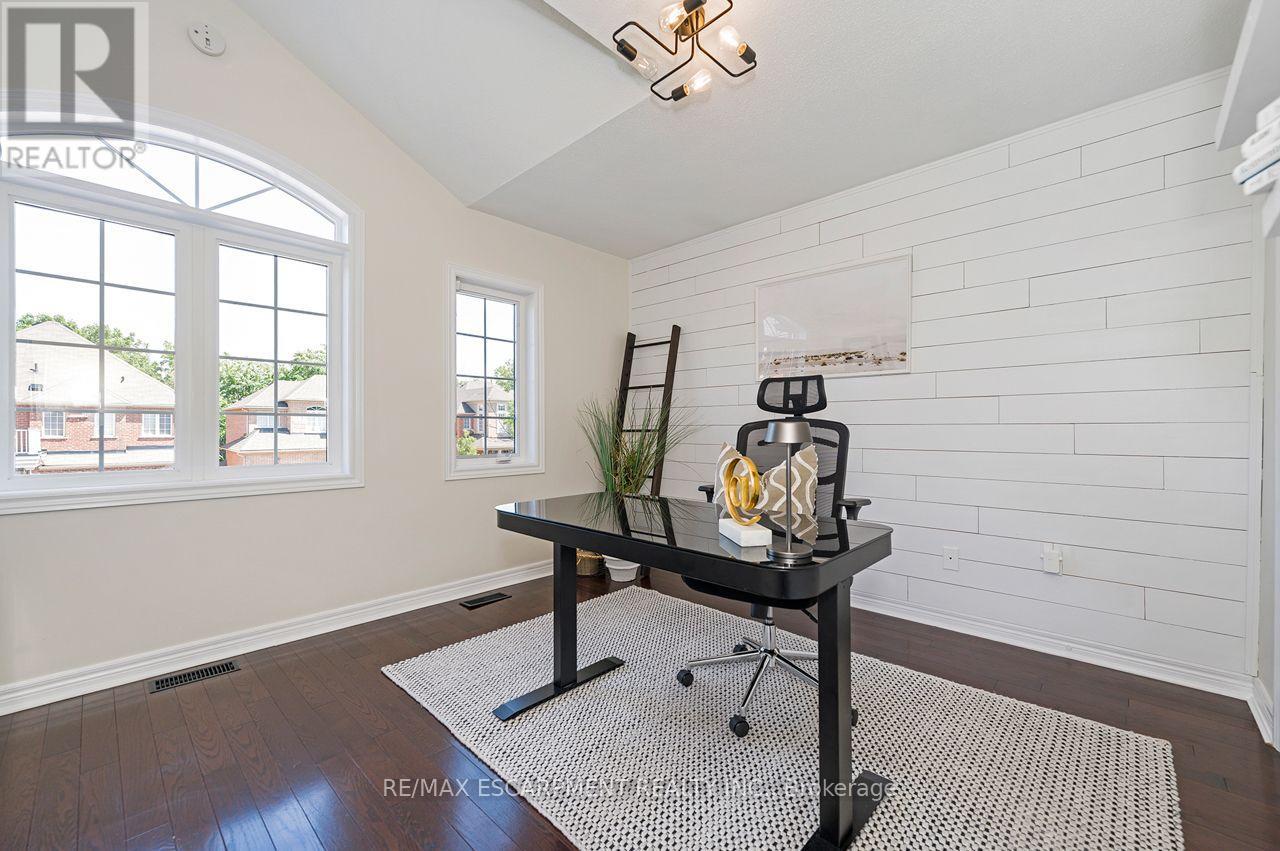 33 Dewsbury Way, Hamilton, Ontario  L8E 6C2 - Photo 24 - X13621638