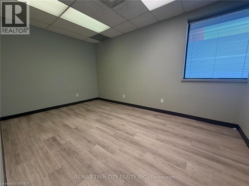 446 Grey Street Unit# 102, Brantford, Ontario  N3S 7L6 - Photo 11 - 40835916