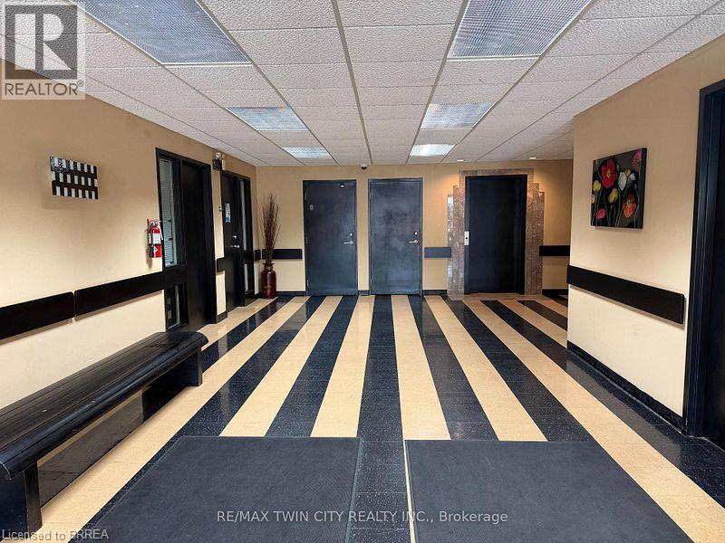 446 Grey Street Unit# 102, Brantford, Ontario  N3S 7L6 - Photo 2 - 40835916