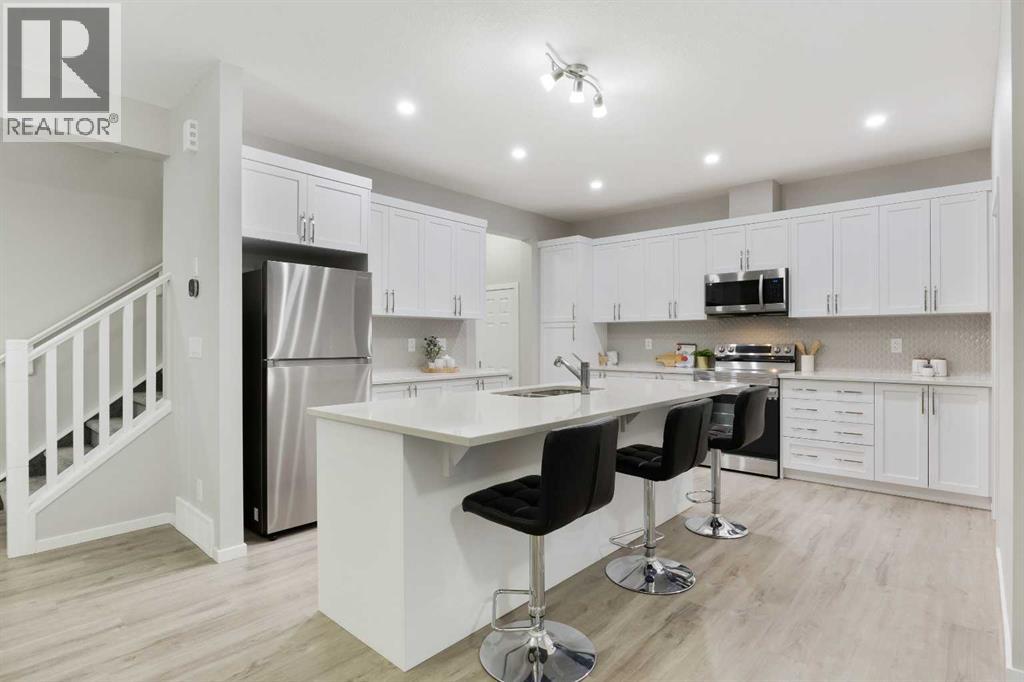 567 Osborne Drive SW, Airdrie, Alberta  T4B 5L1 - Photo 18 - A2306087