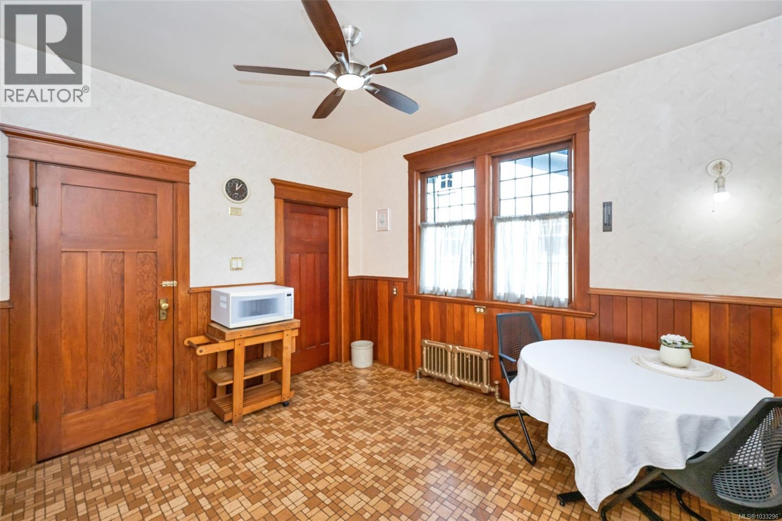 3107 Quadra St, Victoria, British Columbia  V8X 1E9 - Photo 24 - 1033296