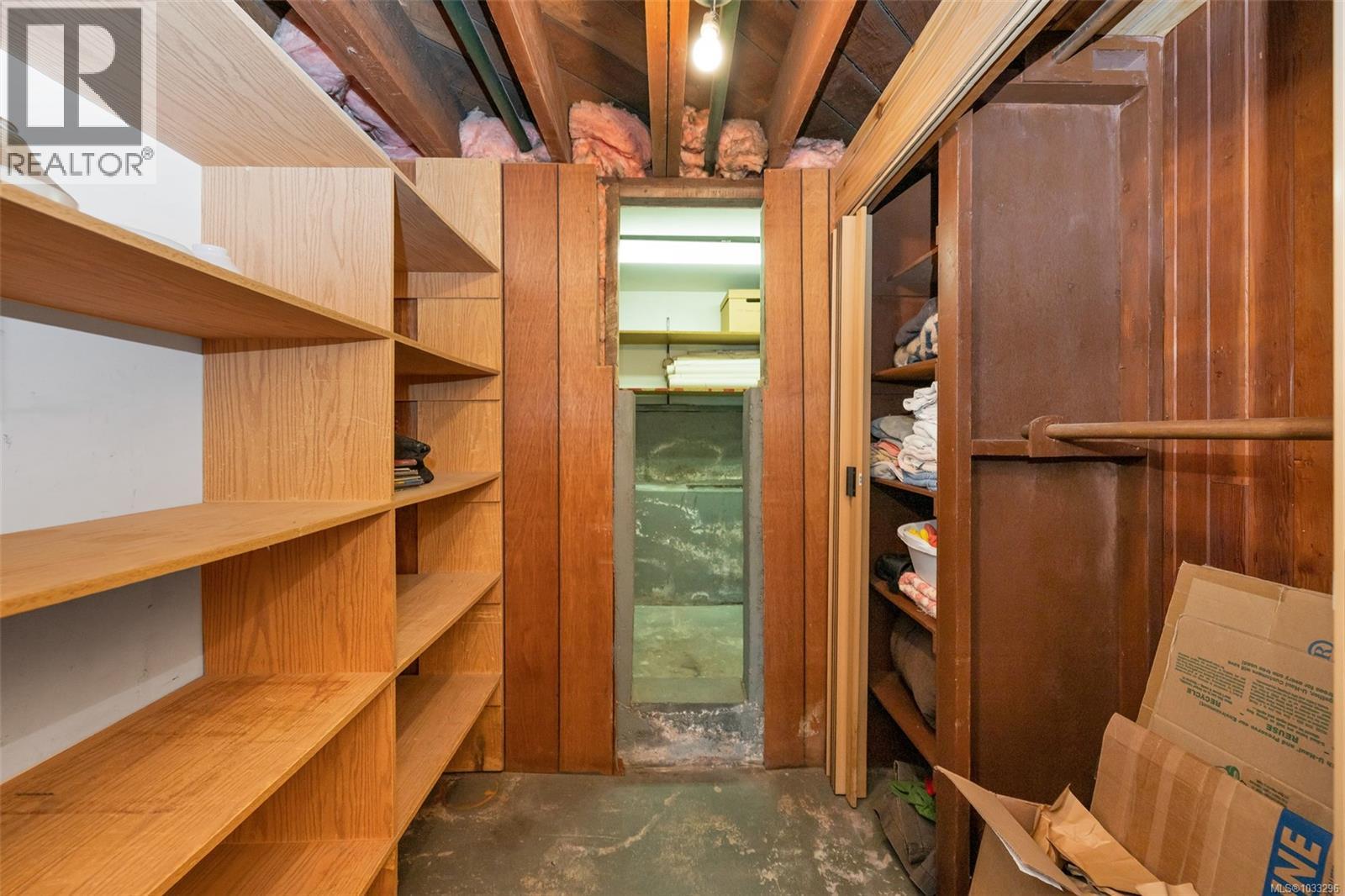 3107 Quadra St, Victoria, British Columbia  V8X 1E9 - Photo 62 - 1033296