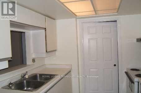 1306 - 5 Concorde Place, Toronto, Ontario  M3C 3M8 - Photo 3 - C13613718
