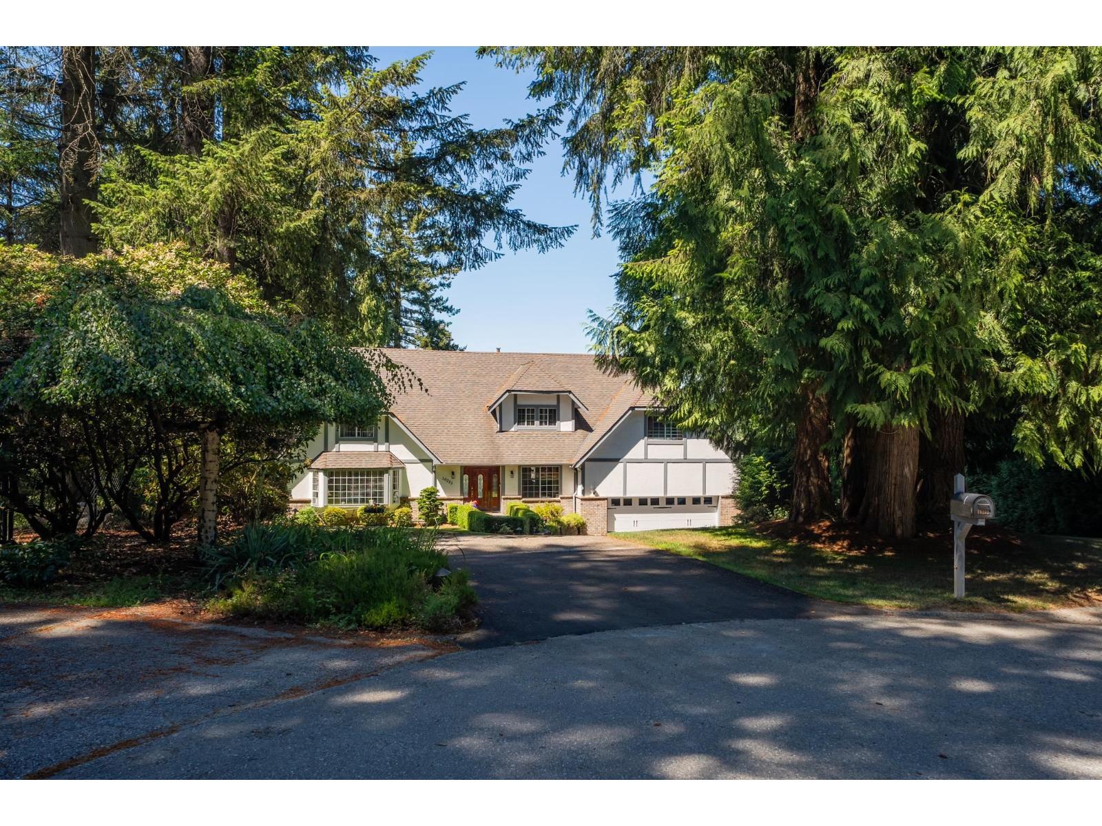 16233 30b Avenue, Surrey, British Columbia  V4P 2X7 - Photo 2 - R3138303