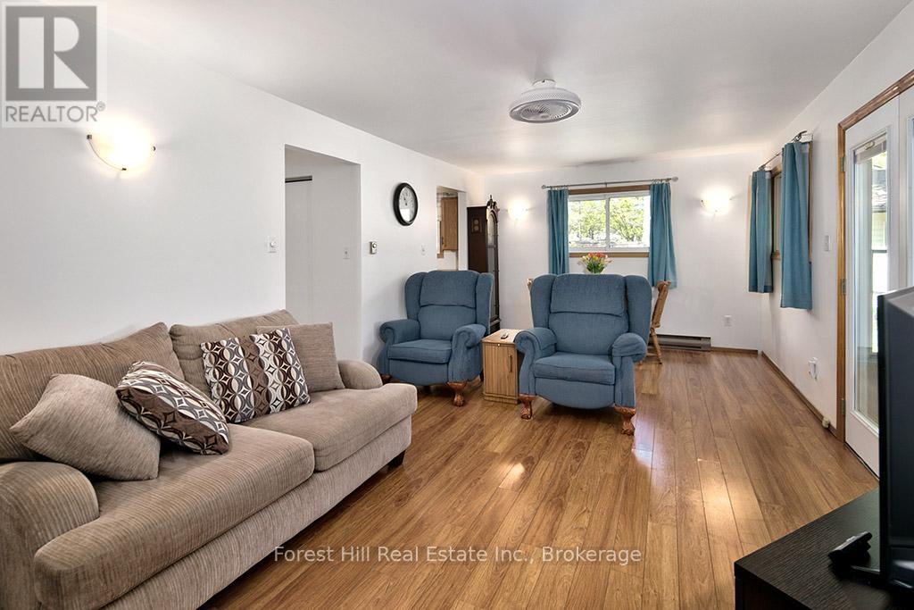 523583 12 Concession, West Grey, Ontario  N0C 1H0 - Photo 17 - X13189800