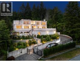 735 ST. ANDREWS ROAD, West Vancouver, British Columbia