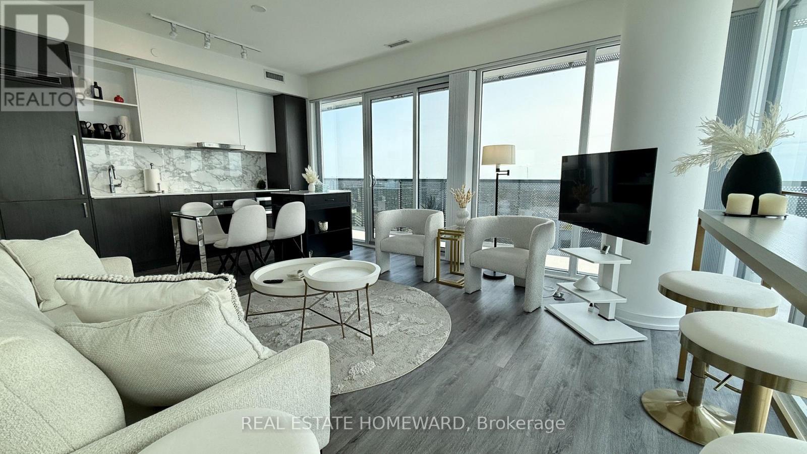 6506 - 138 Downes Street, Toronto, Ontario  M5E 0E4 - Photo 2 - C13621736