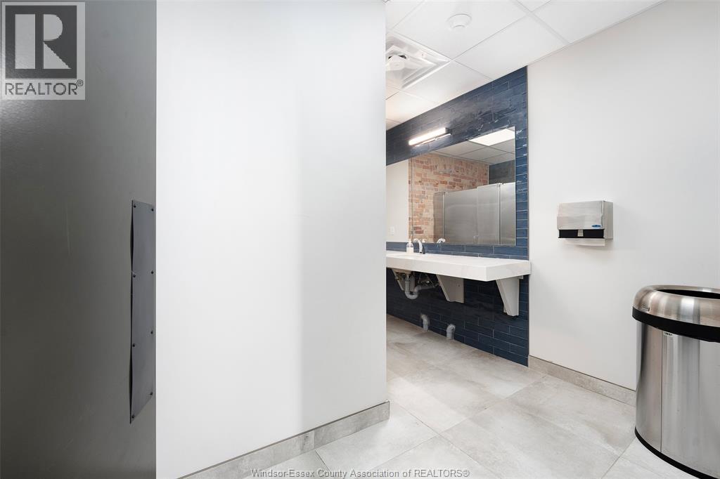 58 Chatham Street West, Windsor, Ontario  N9A 5M6 - Photo 41 - 26018408