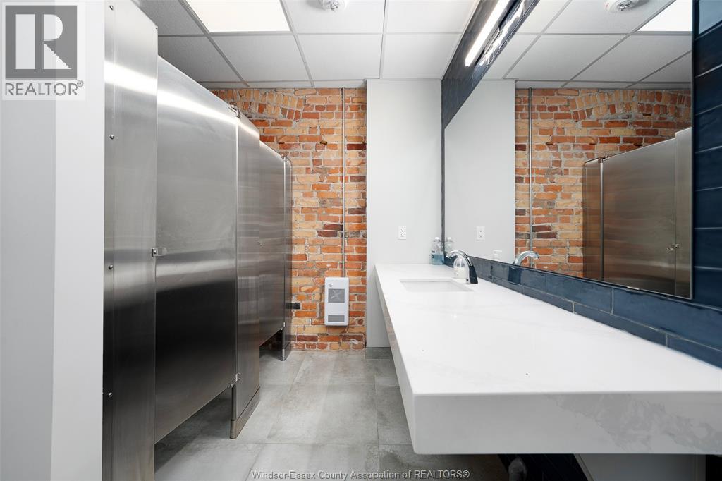 58 Chatham Street West, Windsor, Ontario  N9A 5M6 - Photo 42 - 26018408