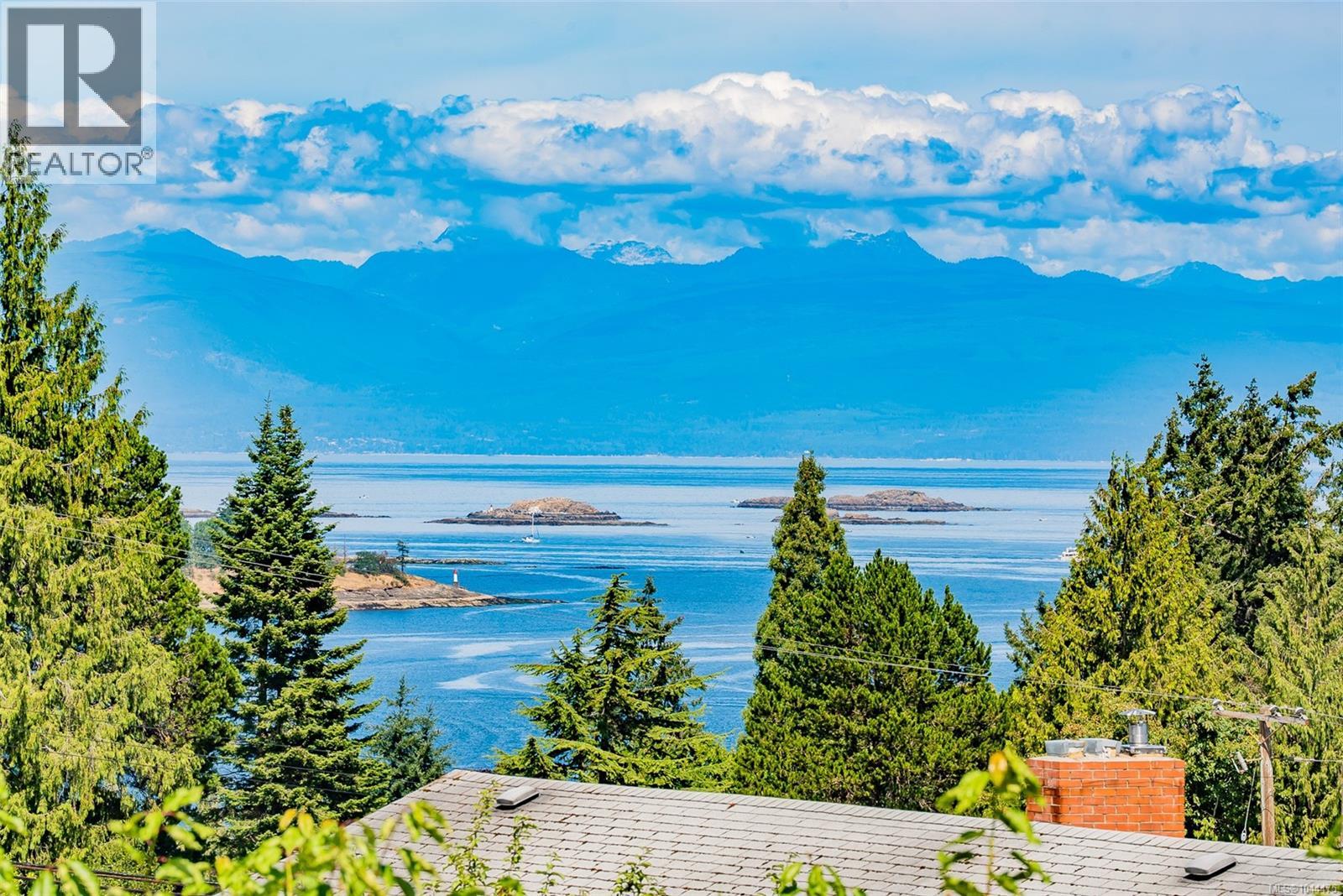 1958 Estevan Rd, Nanaimo, British Columbia