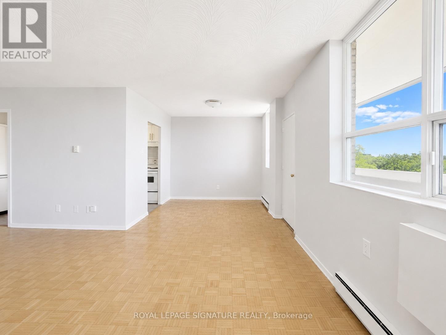 804 - 525 Eglinton Avenue E, Toronto, Ontario M4P 1N5 - Photo 4 - C13620524