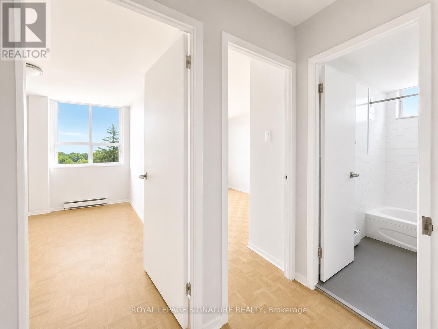 804 - 525 Eglinton Avenue E, Toronto, Ontario M4P 1N5 - Photo 13 - C13620524