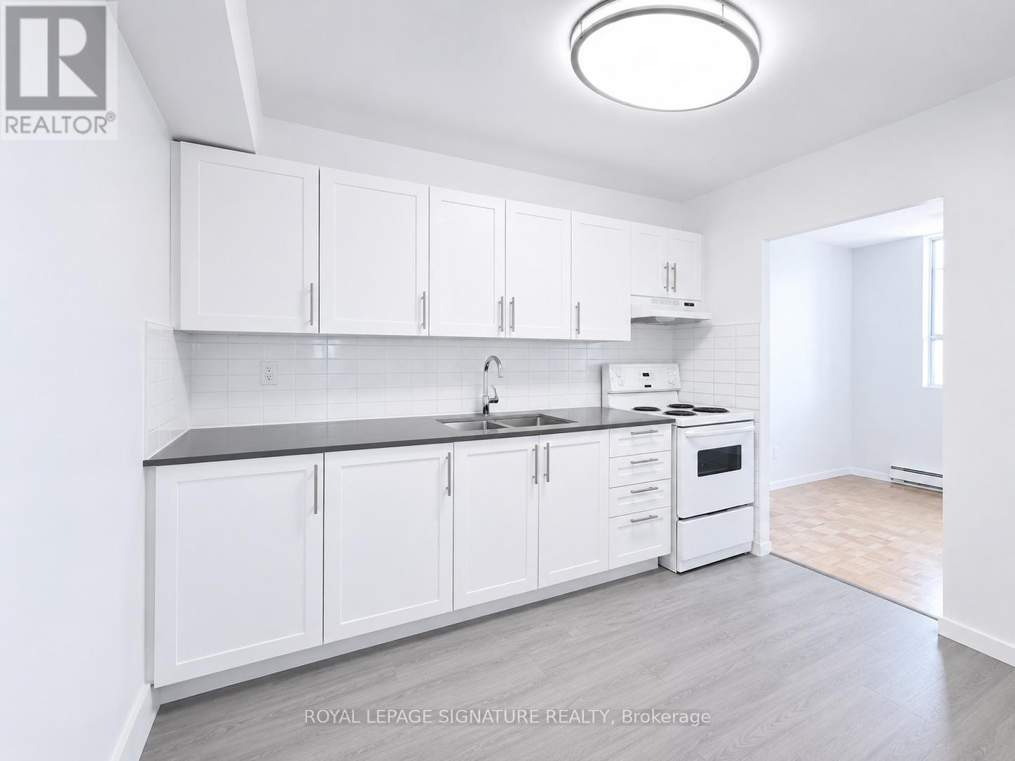804 - 525 Eglinton Avenue E, Toronto, Ontario M4P 1N5 - Photo 9 - C13620524