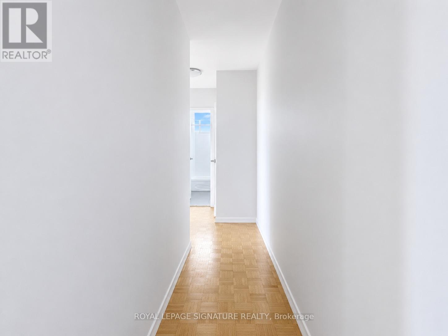 804 - 525 Eglinton Avenue E, Toronto, Ontario M4P 1N5 - Photo 10 - C13620524