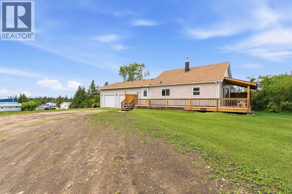 110 1st Avenue, Paradise Hill, Saskatchewan