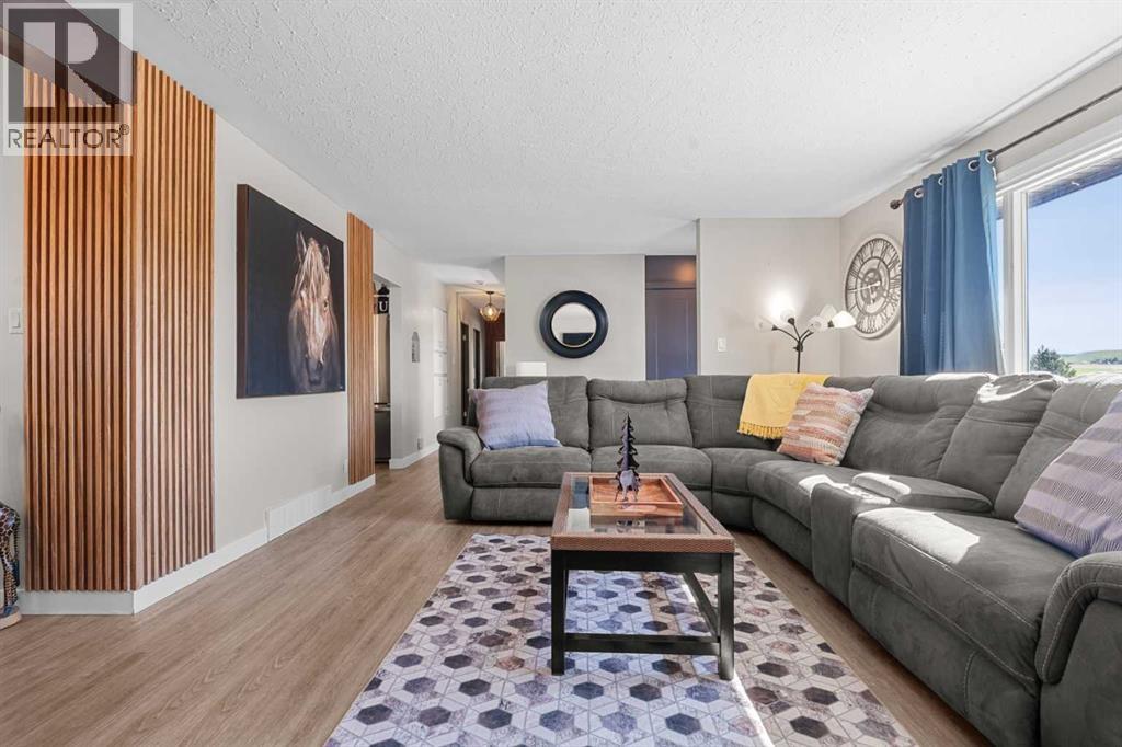 518b Highwood, Longview, Alberta  T0L 1H0 - Photo 6 - A2312389