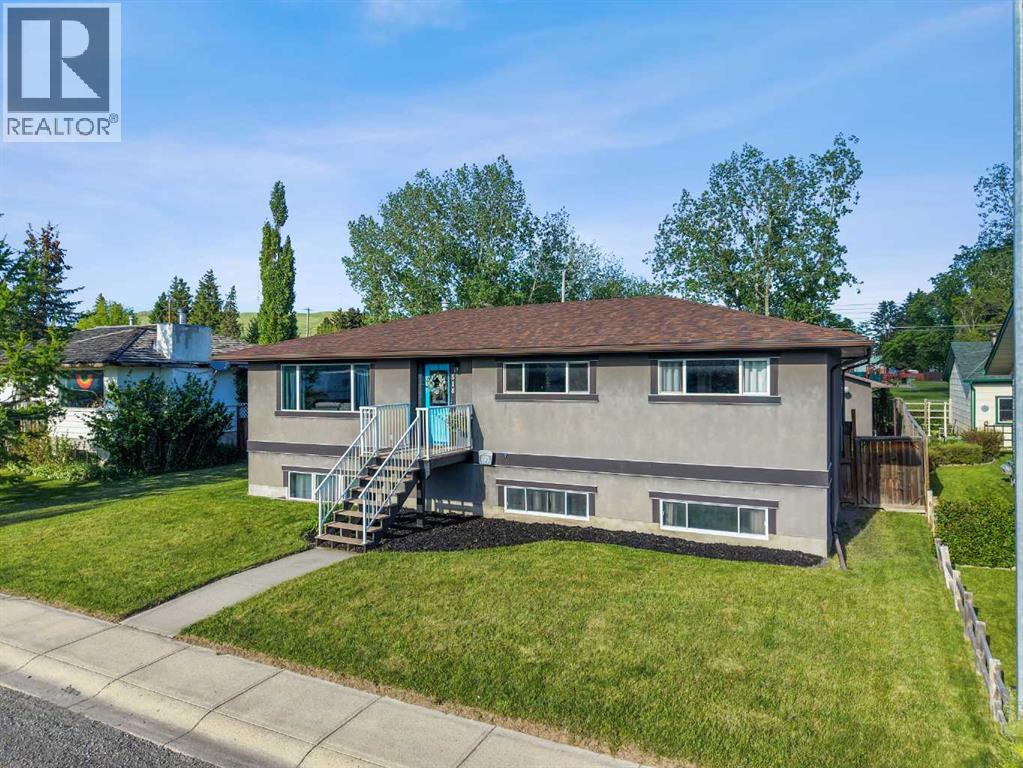 518b Highwood, Longview, Alberta  T0L 1H0 - Photo 2 - A2312389