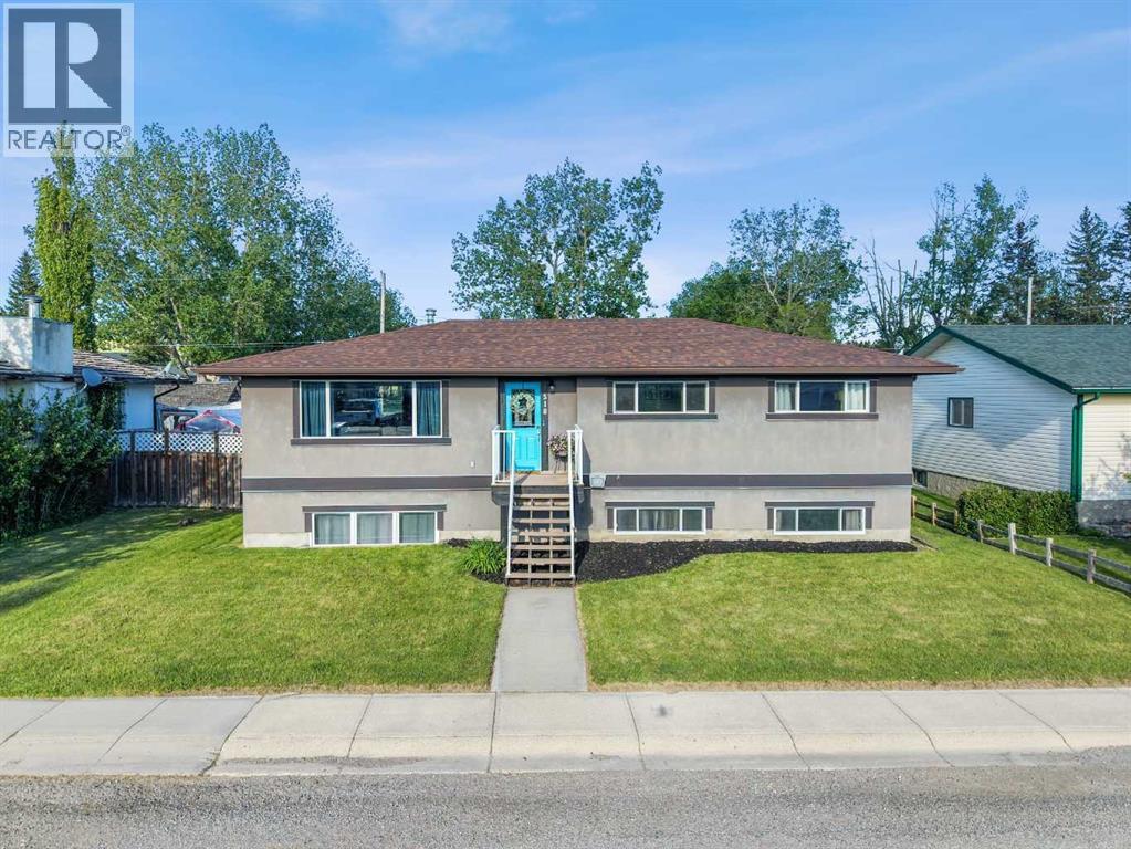 518B Highwood, Longview, Alberta