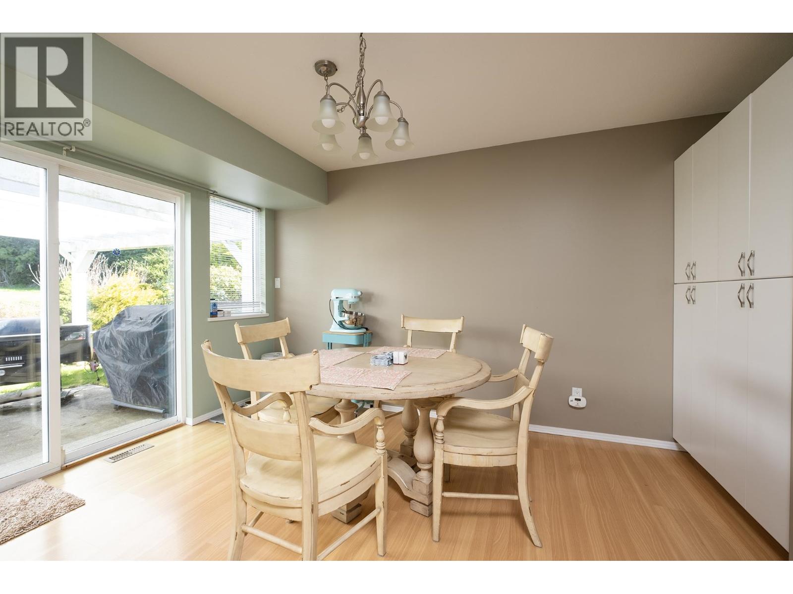 5078 Bay Road, Sechelt, British Columbia  V7Z 0E9 - Photo 7 - R3151282