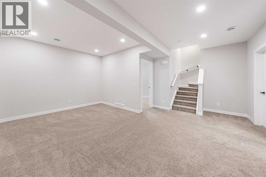 116 Rowmont Heath NW, Calgary, Alberta  T3L 0H8 - Photo 35 - A2323188