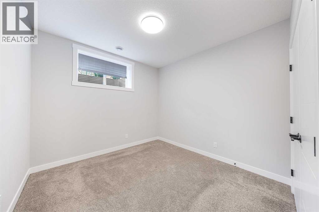 116 Rowmont Heath NW, Calgary, Alberta  T3L 0H8 - Photo 37 - A2323188