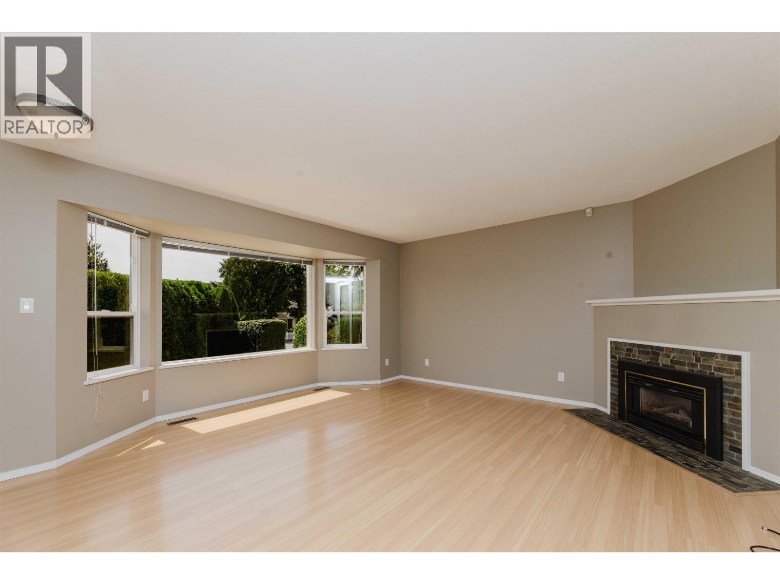 5078 Bay Road, Sechelt, British Columbia  V7Z 0E9 - Photo 6 - R3151282