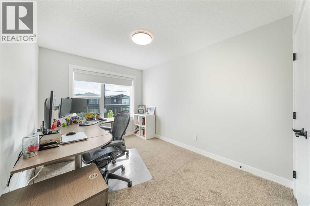 116 Rowmont Heath NW, Calgary, Alberta  T3L 0H8 - Photo 31 - A2323188