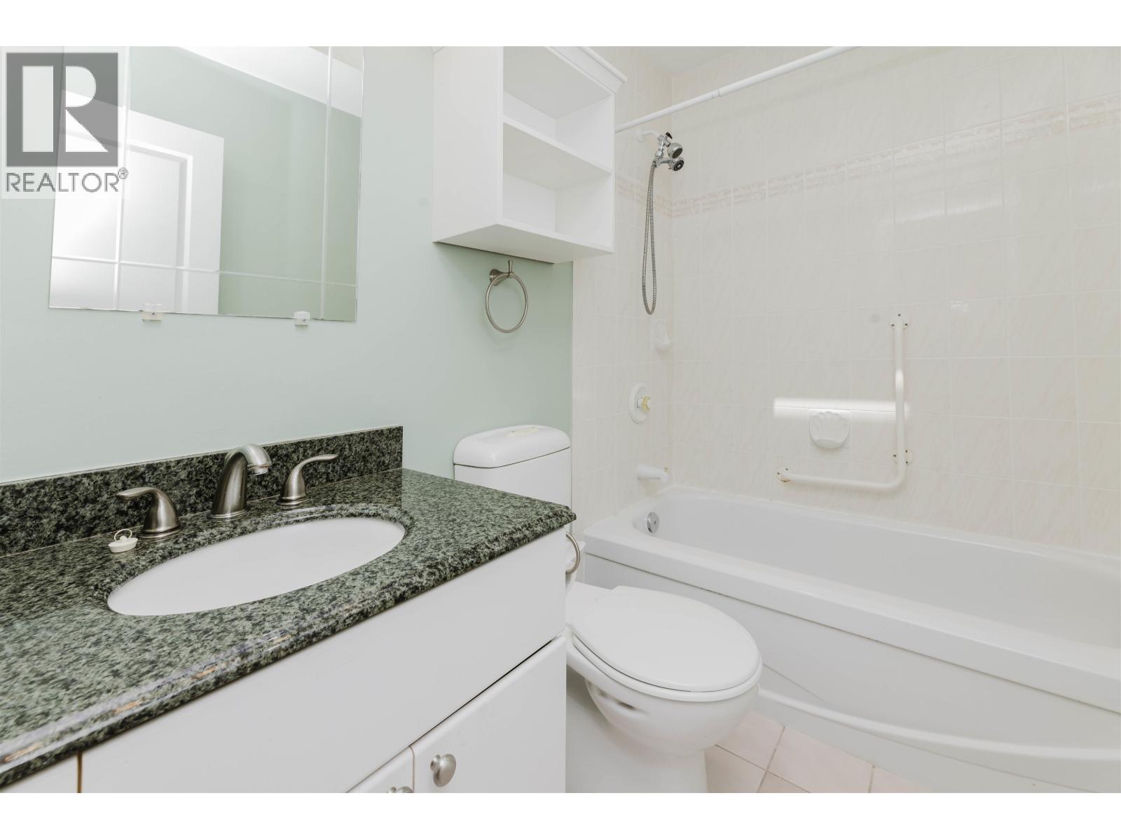 5078 Bay Road, Sechelt, British Columbia  V7Z 0E9 - Photo 14 - R3151282