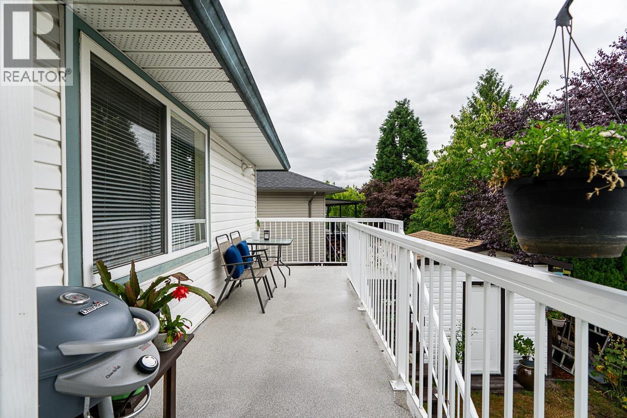 23161 123a Avenue, Maple Ridge, British Columbia  V2X 1X8 - Photo 32 - R3151176