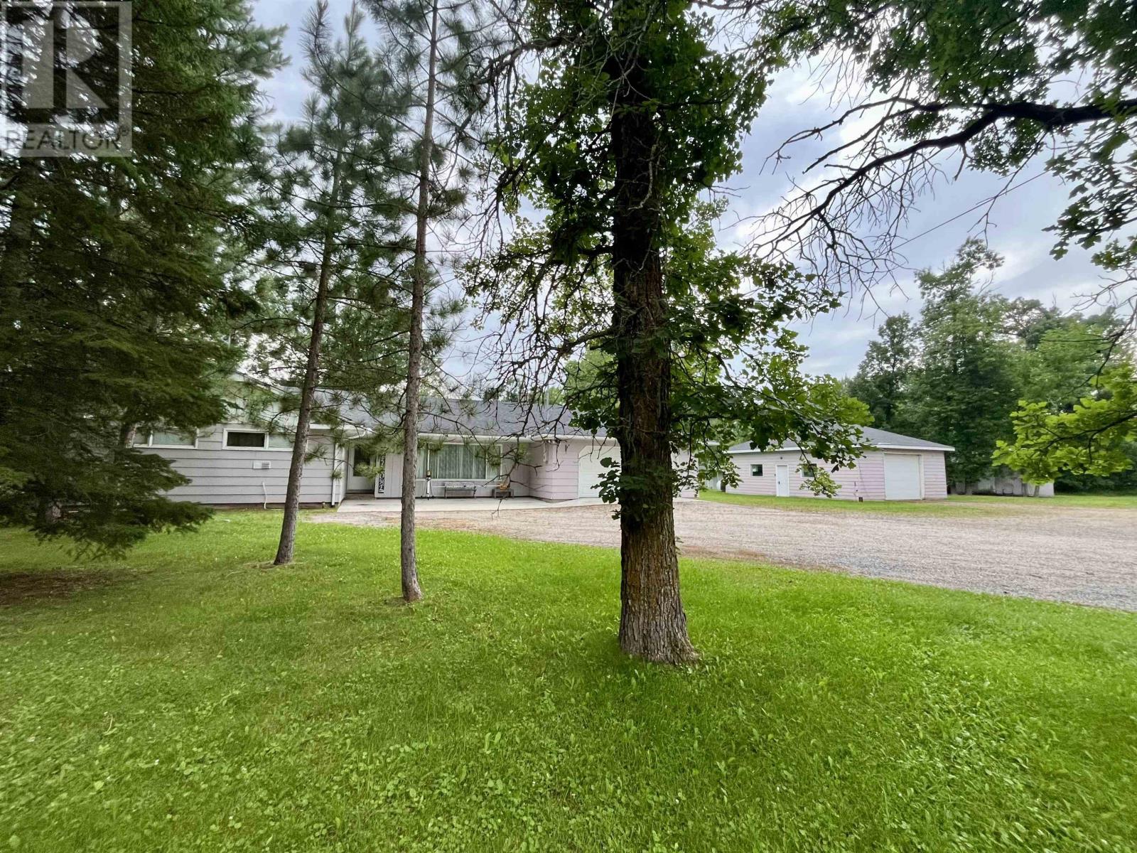 986 Hwy 11, Pinewood, Ontario  P0W 1K0 - Photo 4 - TB2602186