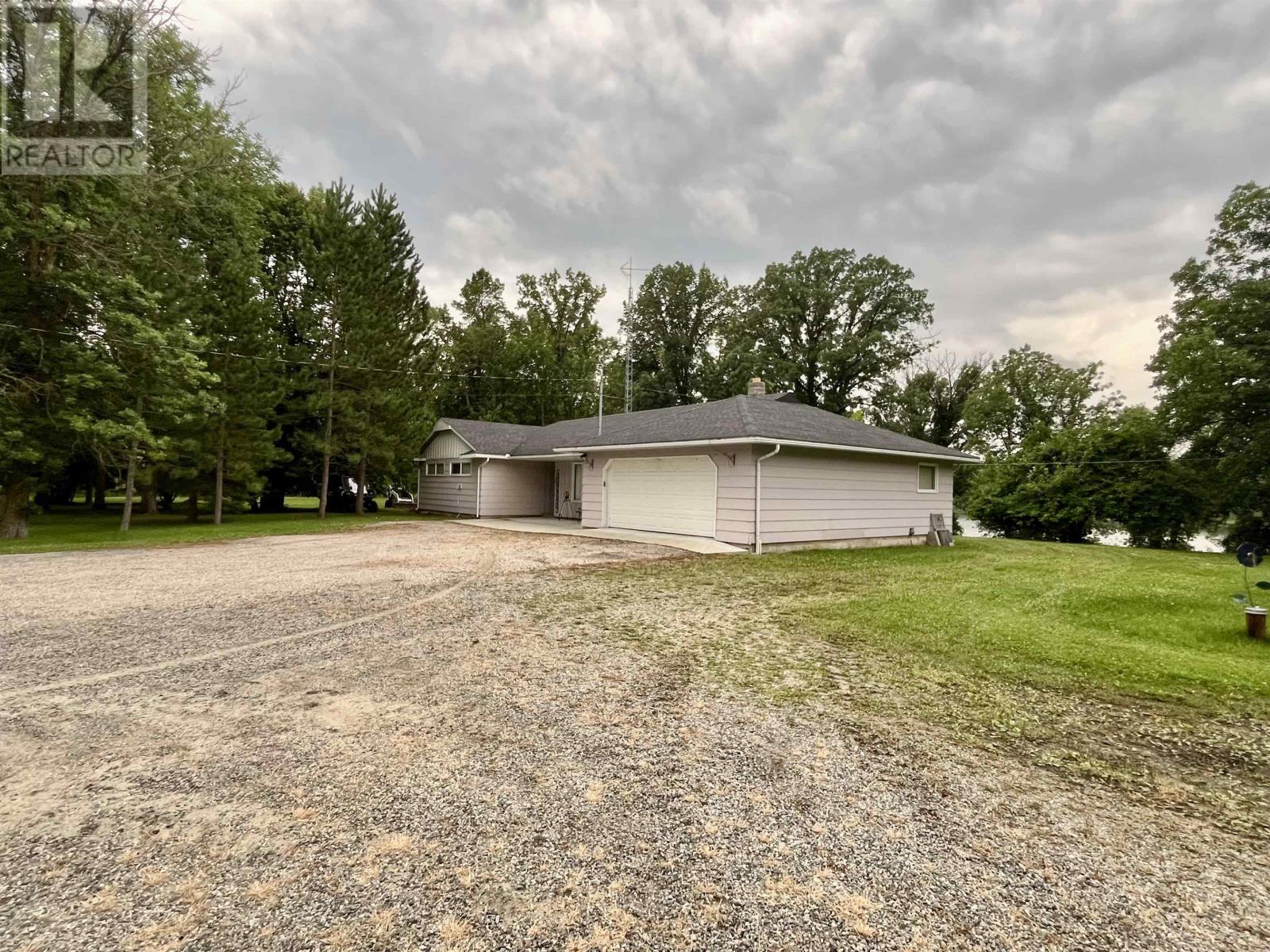 986 Hwy 11, Pinewood, Ontario  P0W 1K0 - Photo 5 - TB2602186