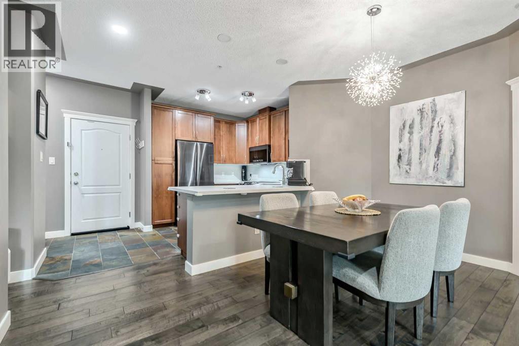 233, 20 Discovery Ridge Close SW, Calgary, Alberta  T3H 5X4 - Photo 6 - A2327336