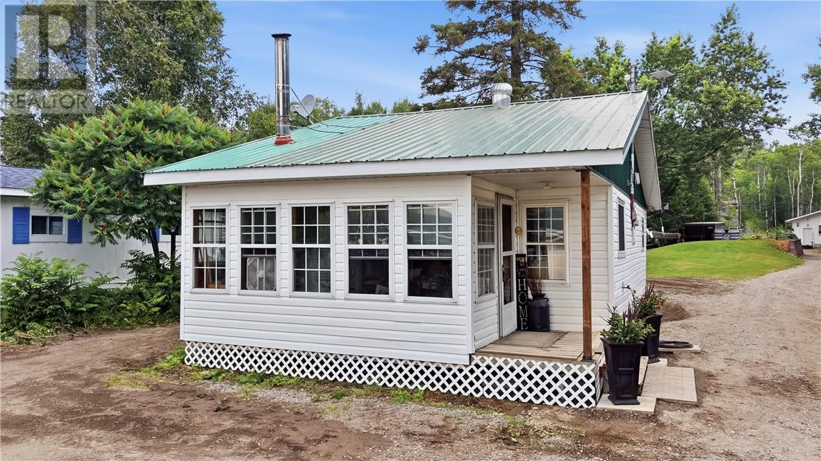 2131 Vermilion Lake Road, Chelmsford, Ontario  P0M 1J0 - Photo 2 - 2129536