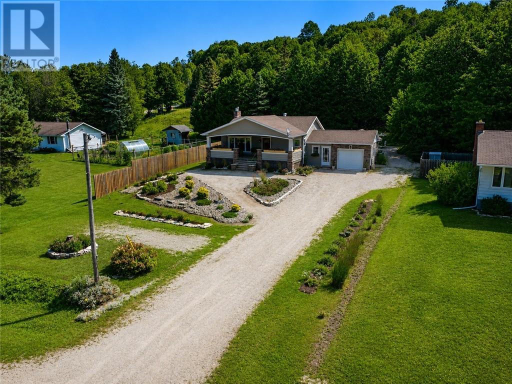 8 Mcquarrie Blvd., Gore Bay, Ontario  P0P 1H0 - Photo 20 - 2129265