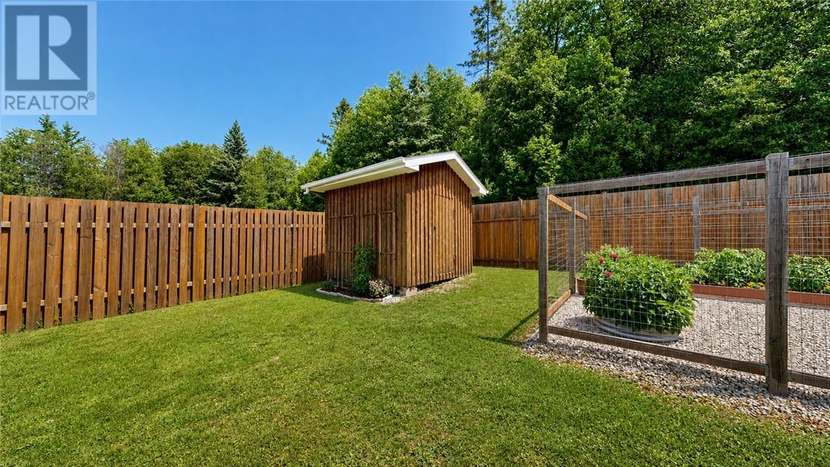 8 Mcquarrie Blvd., Gore Bay, Ontario  P0P 1H0 - Photo 24 - 2129265