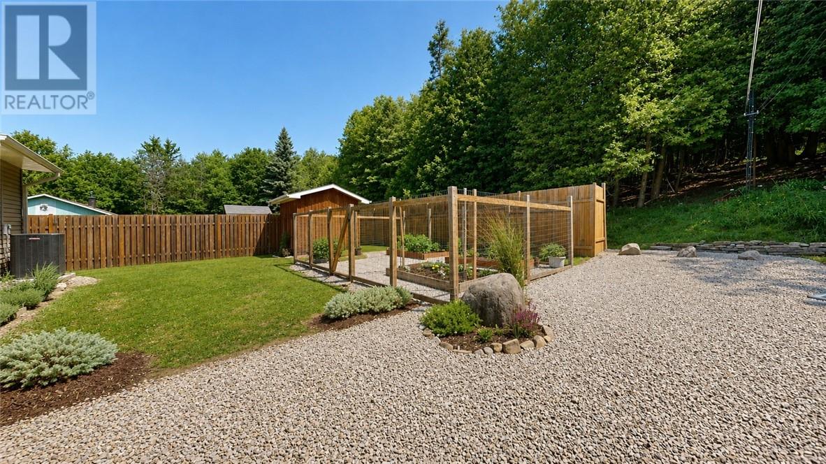 8 Mcquarrie Blvd., Gore Bay, Ontario  P0P 1H0 - Photo 27 - 2129265