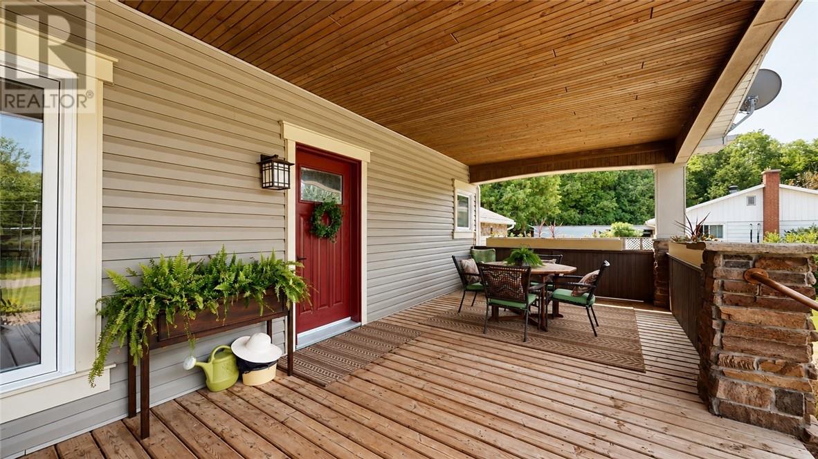 8 Mcquarrie Blvd., Gore Bay, Ontario  P0P 1H0 - Photo 38 - 2129265