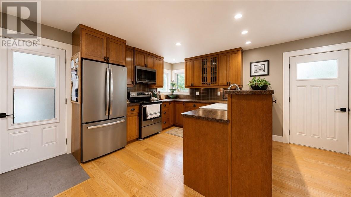 8 Mcquarrie Blvd., Gore Bay, Ontario  P0P 1H0 - Photo 47 - 2129265