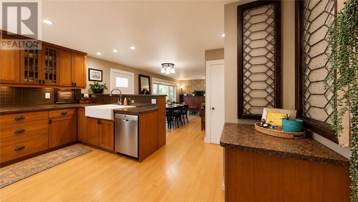 8 Mcquarrie Blvd., Gore Bay, Ontario  P0P 1H0 - Photo 49 - 2129265