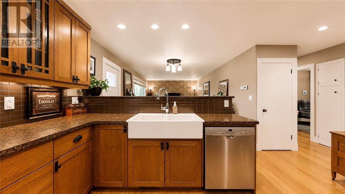 8 Mcquarrie Blvd., Gore Bay, Ontario  P0P 1H0 - Photo 50 - 2129265