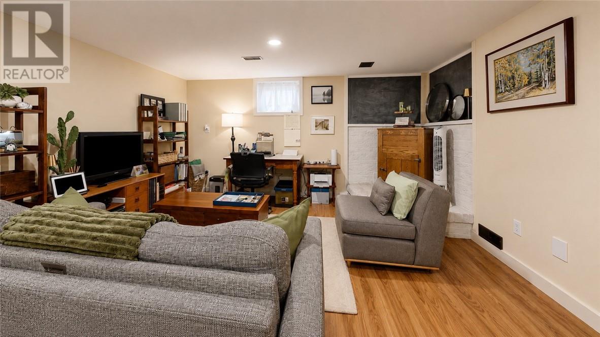 8 Mcquarrie Blvd., Gore Bay, Ontario  P0P 1H0 - Photo 80 - 2129265