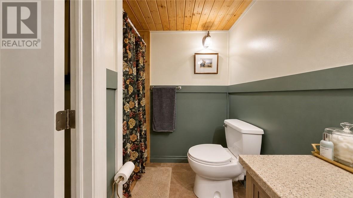 8 Mcquarrie Blvd., Gore Bay, Ontario  P0P 1H0 - Photo 92 - 2129265