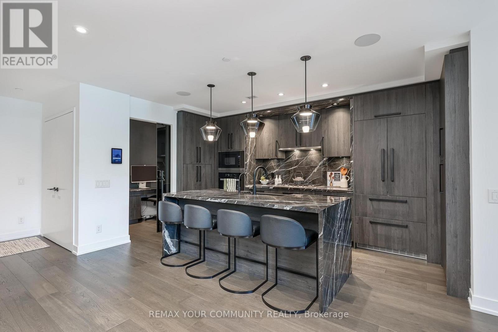 208 - 280 Howland Avenue, Toronto, Ontario  M5R 0C3 - Photo 11 - C13621822